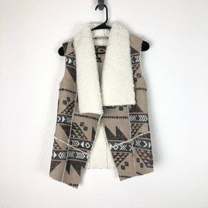 Mossimo Western Faux Fur Vest Tan White S
